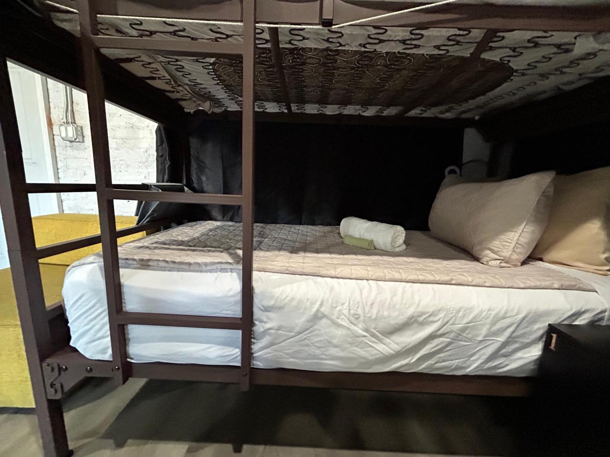 Stay 424 Hostel Chicago Phòng bức ảnh